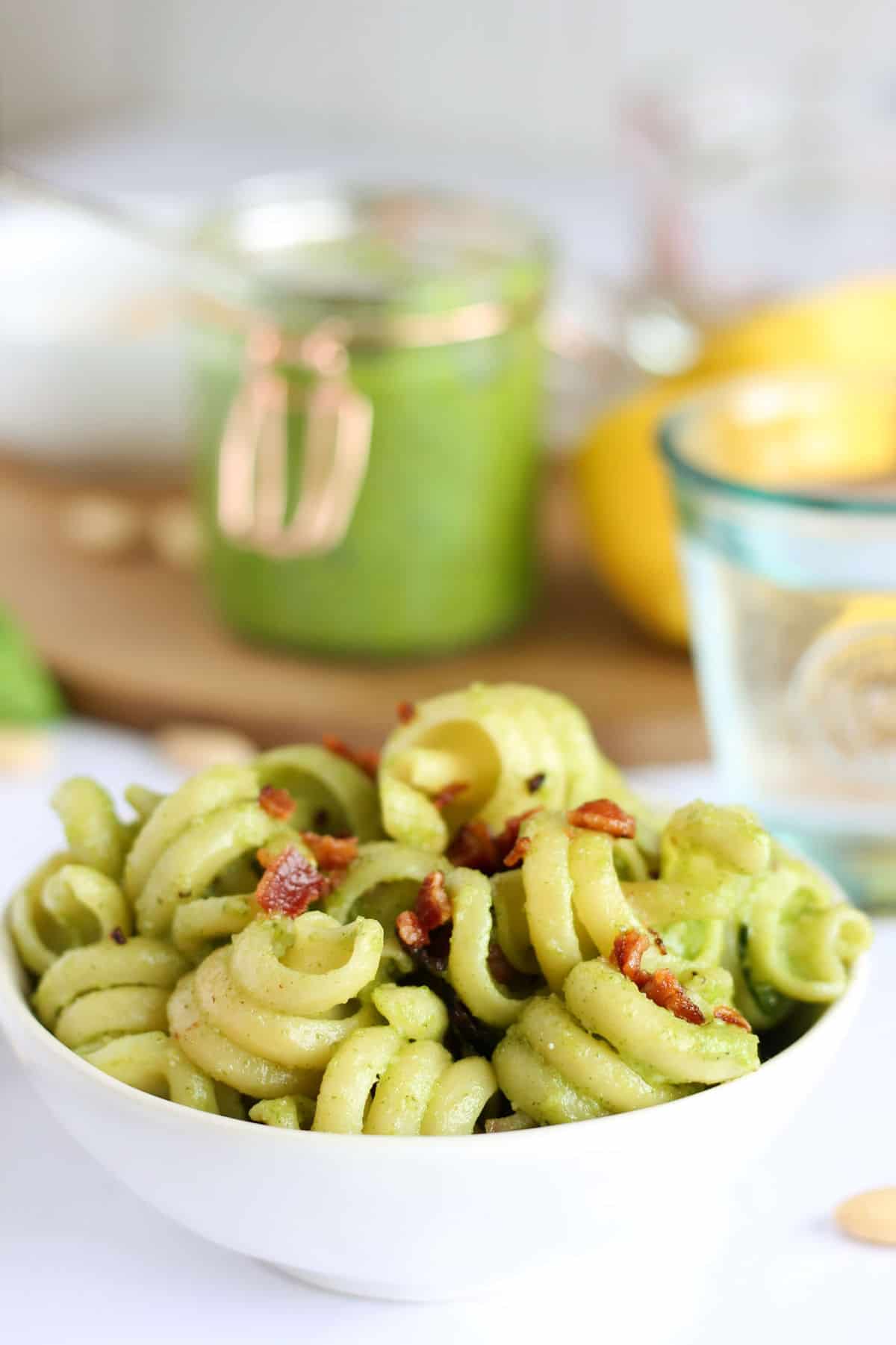 Pesto pasta with bacon sprinkles