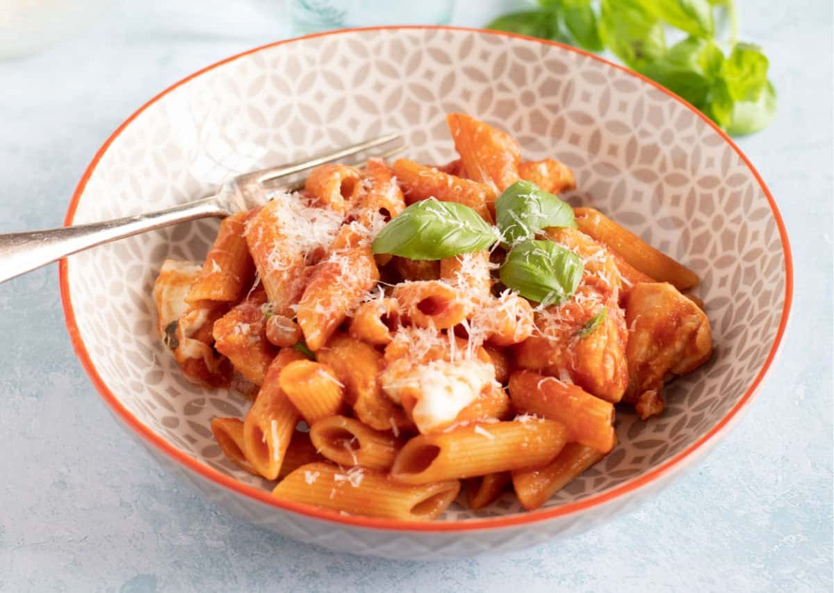 One-Pan Chicken Penne Arrabbiata