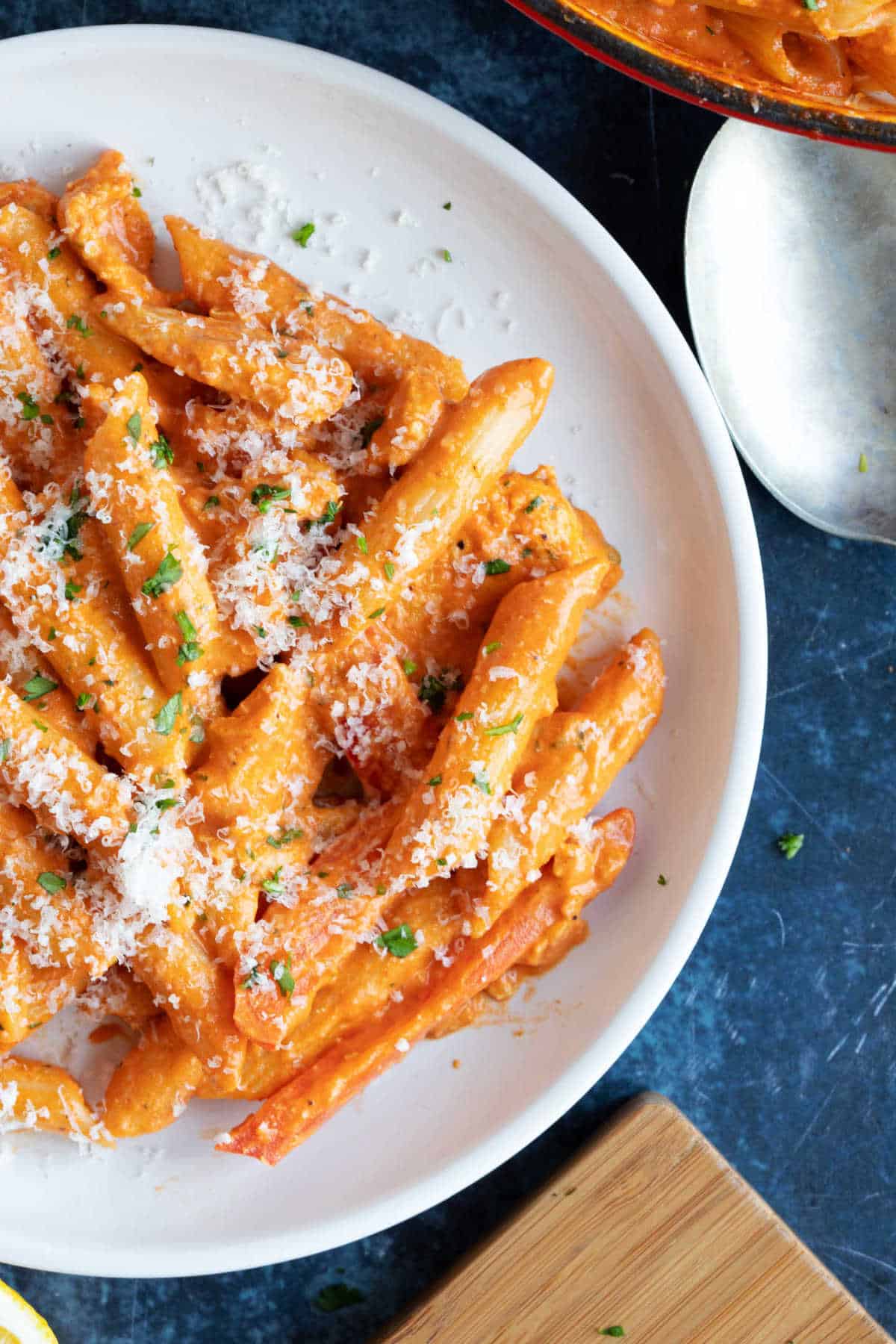 A plate of Cajun chicken pasta.