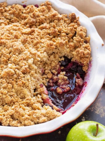 Fruity blueberry crumble with apples.