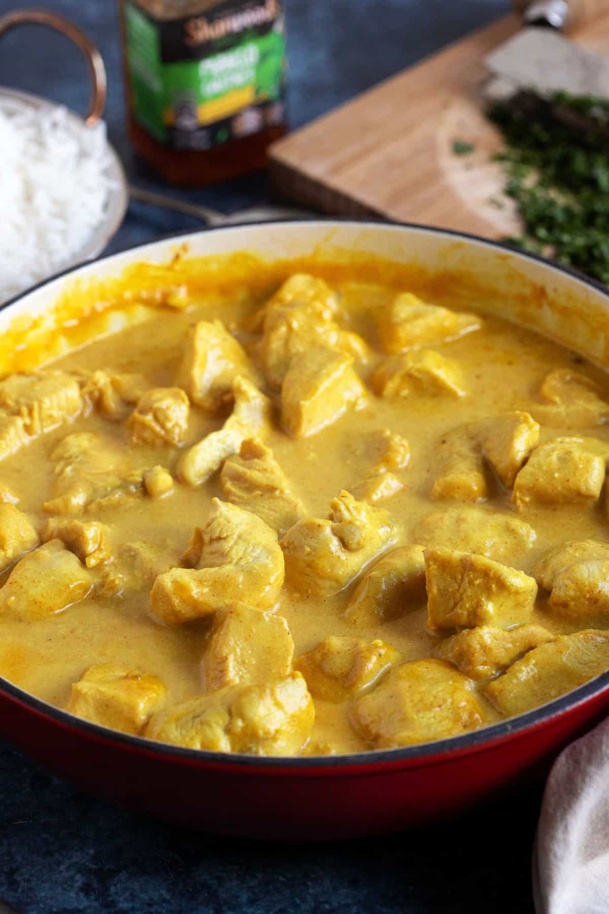 Mango chutney chicken is a shallow casserole.