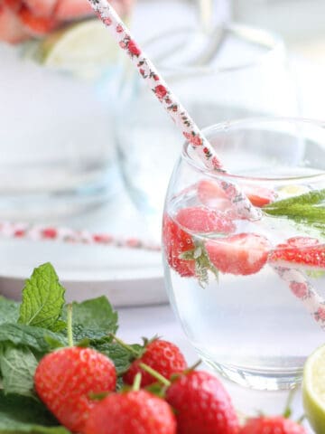 a glass of strawberry mojito.