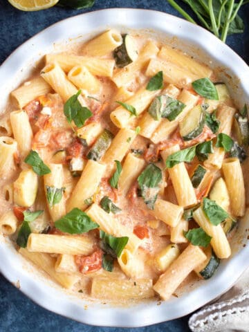 Baked feta pasta.
