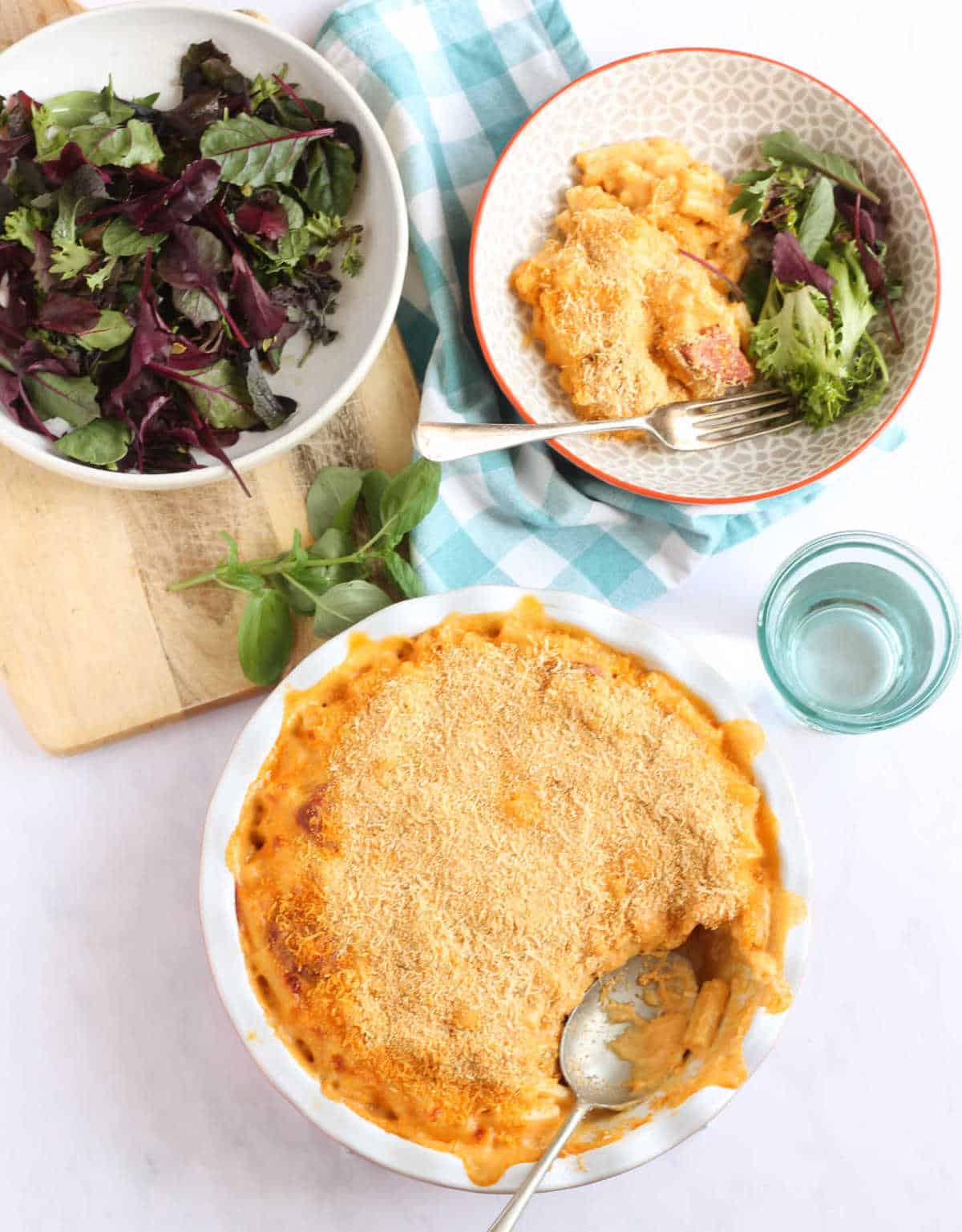 Chorizo Macaroni Cheese with side salad.