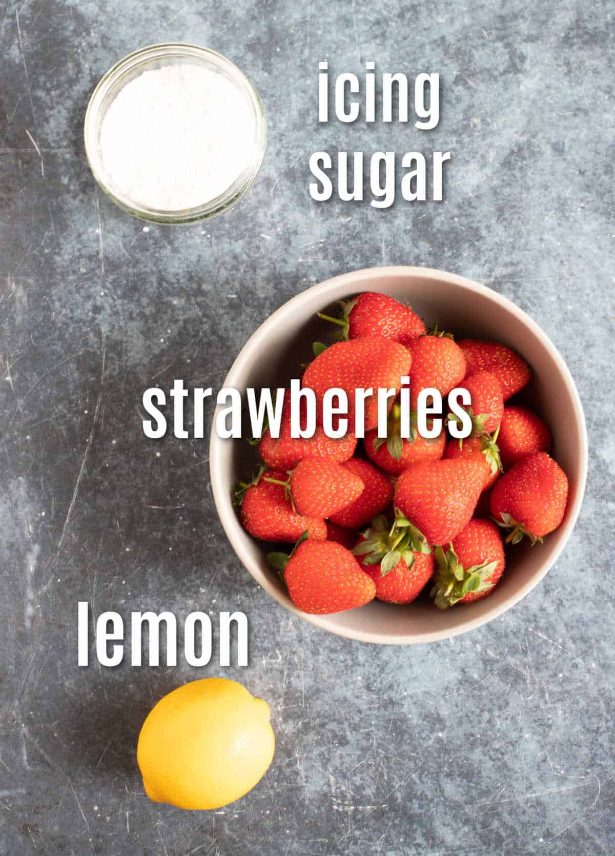 Ingredients for strawberry coulis.