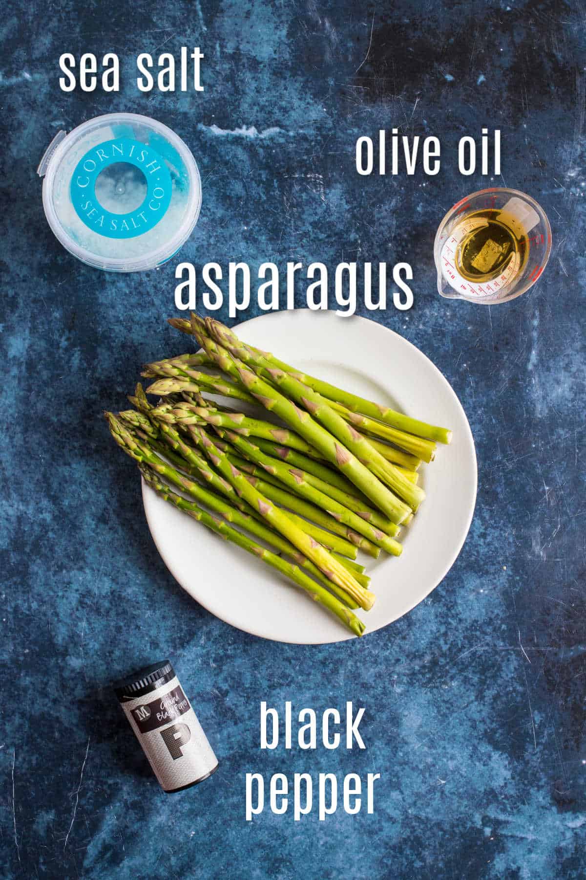 Ingredients needed to make air fryer asparagus.