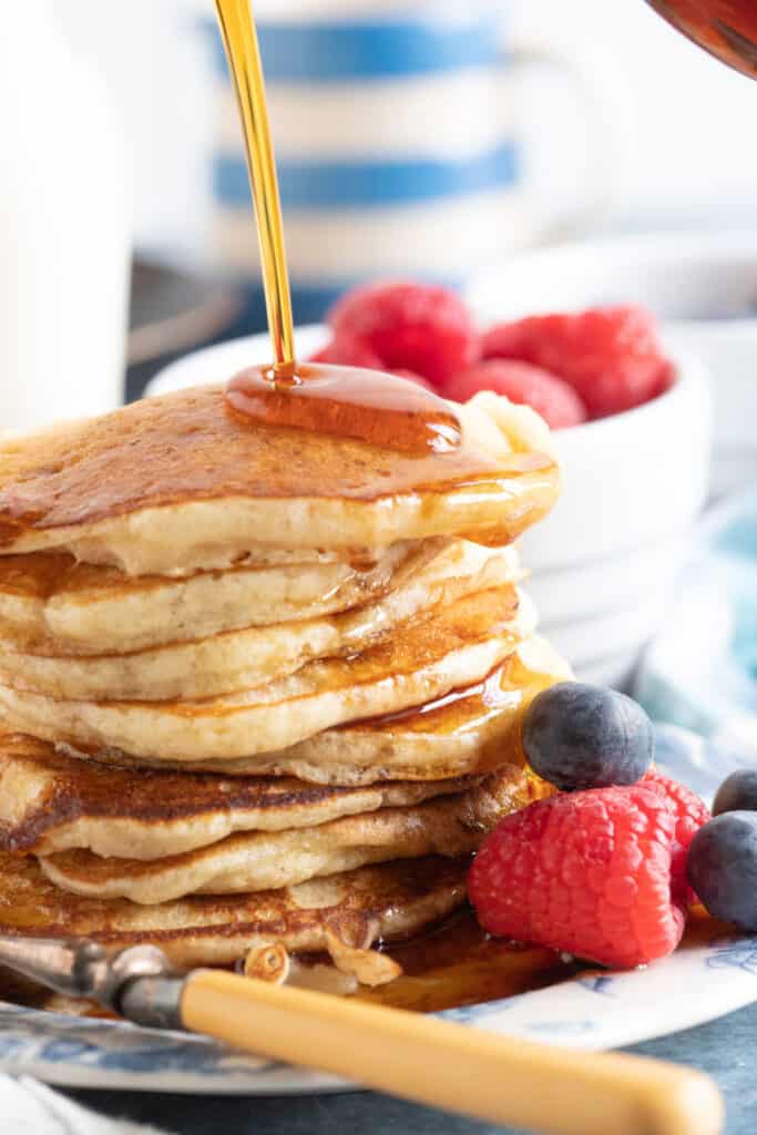 Easy Buttermilk Pancakes (UK Recipe) - Effortless Foodie