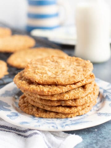 A stack of golden syrup cookies.