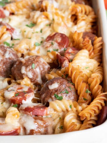 Smoky meatball pasta bale.