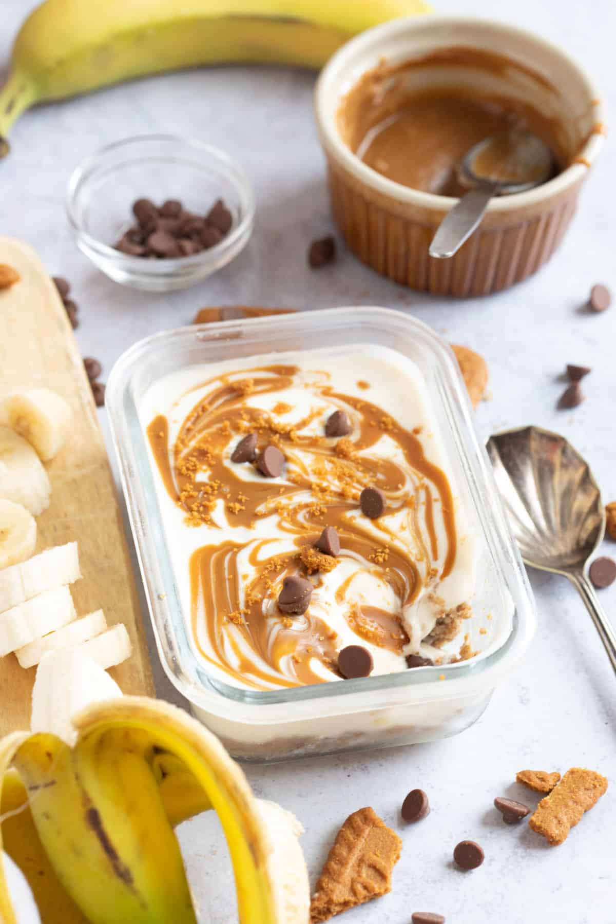 Overnight weetabix with Biscoff and chocolate chips.