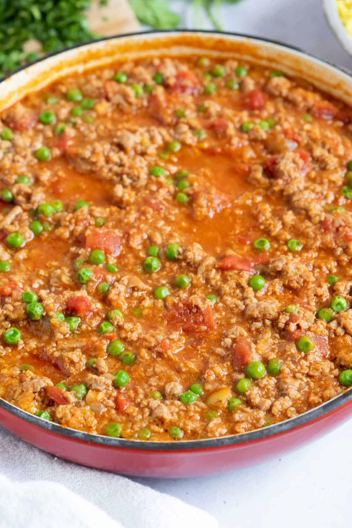 Turkey mince curry with peas.
