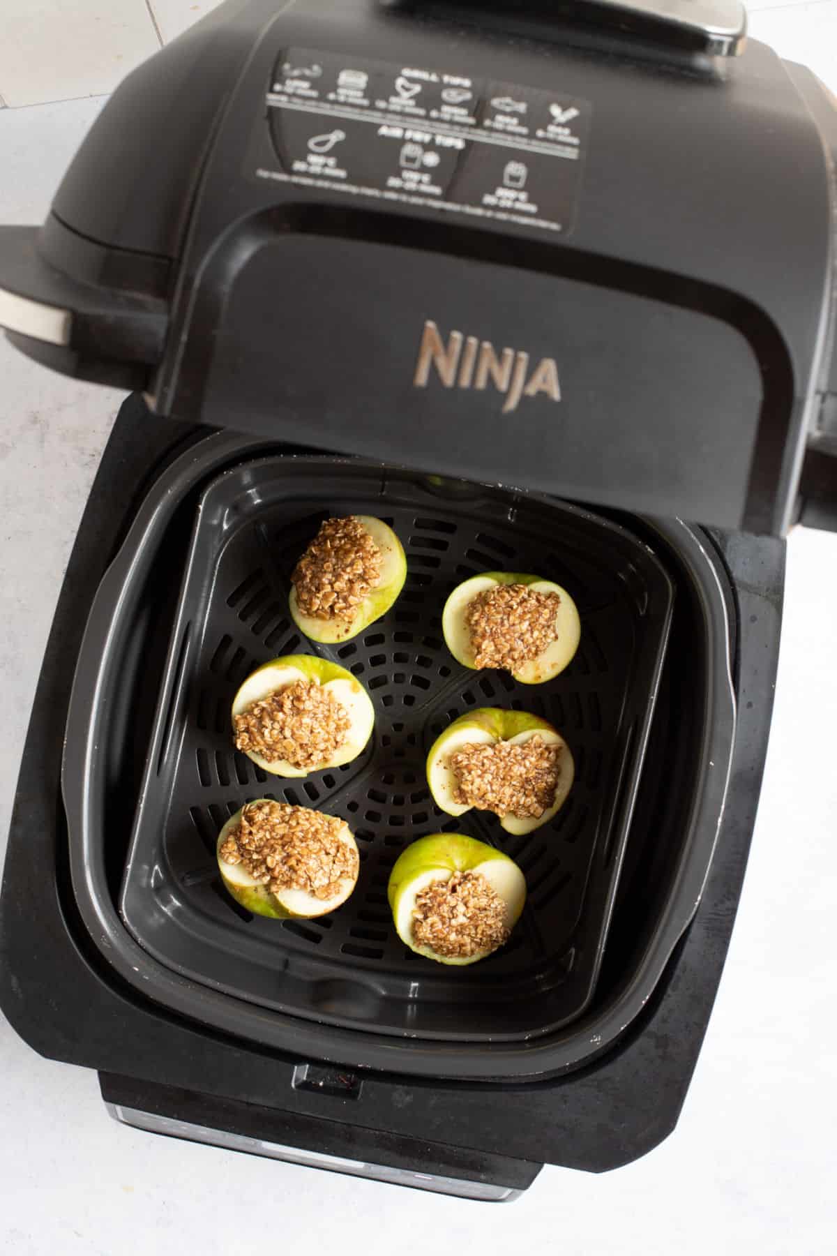 Baked apples in a Ninja foodi air fryer.