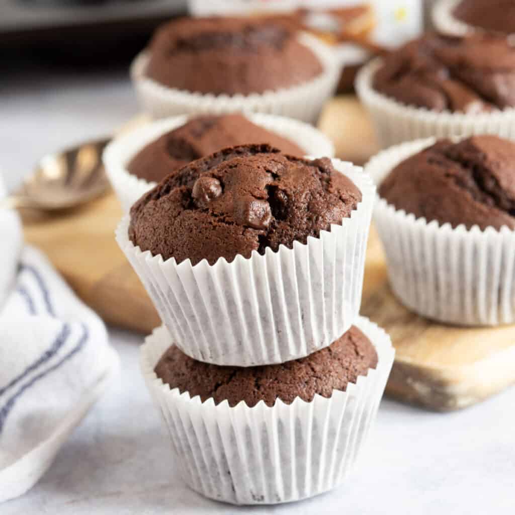 Easy Chocolate Nutella Muffins Recipe - Effortless Foodie