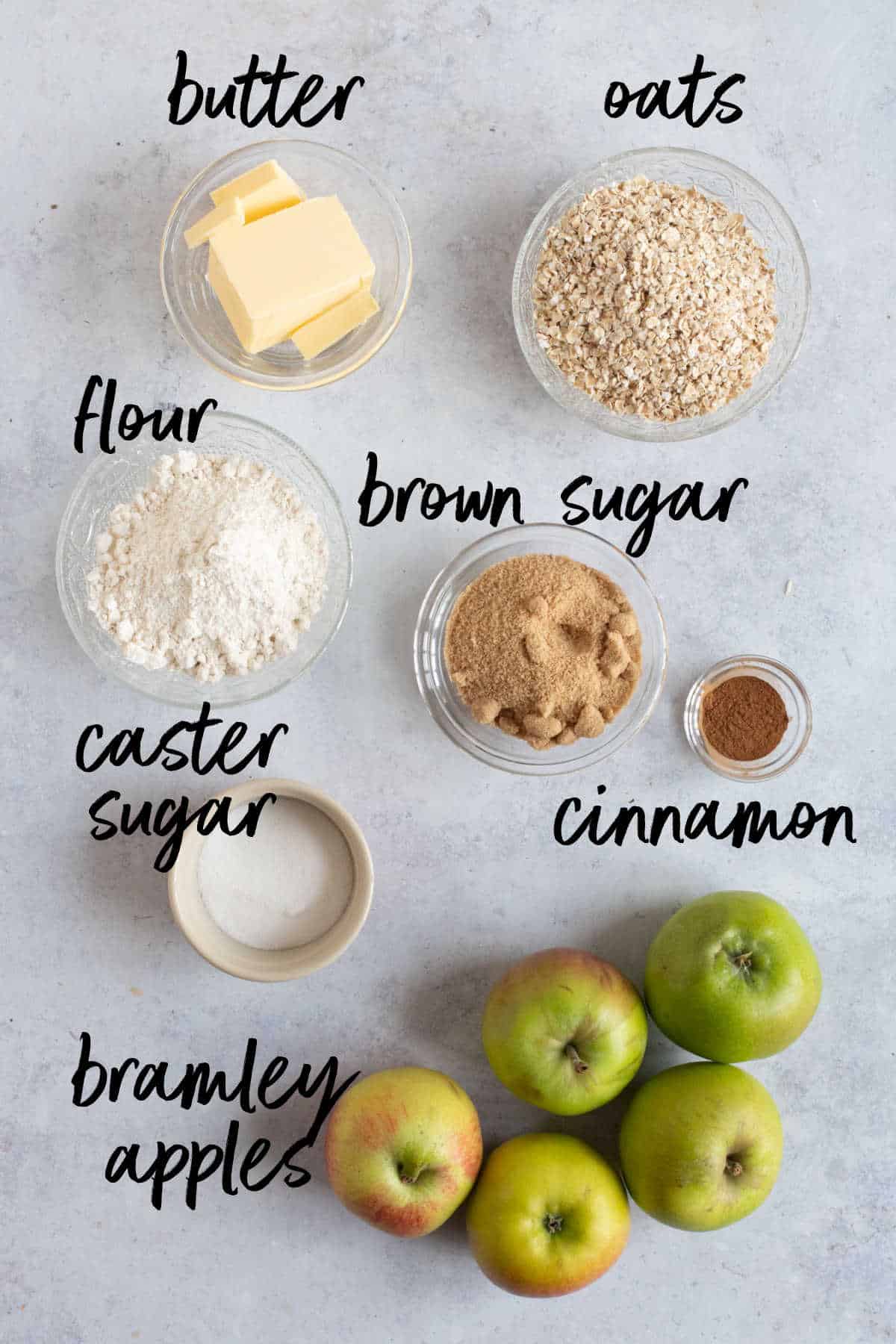 Ingredients for slow cooker apple crumble.