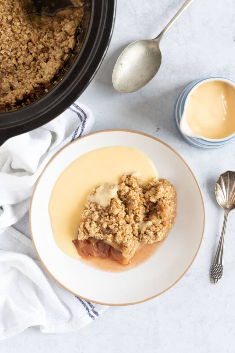 Easy Slow Cooker Apple Crumble Recipe Effortless Foodie