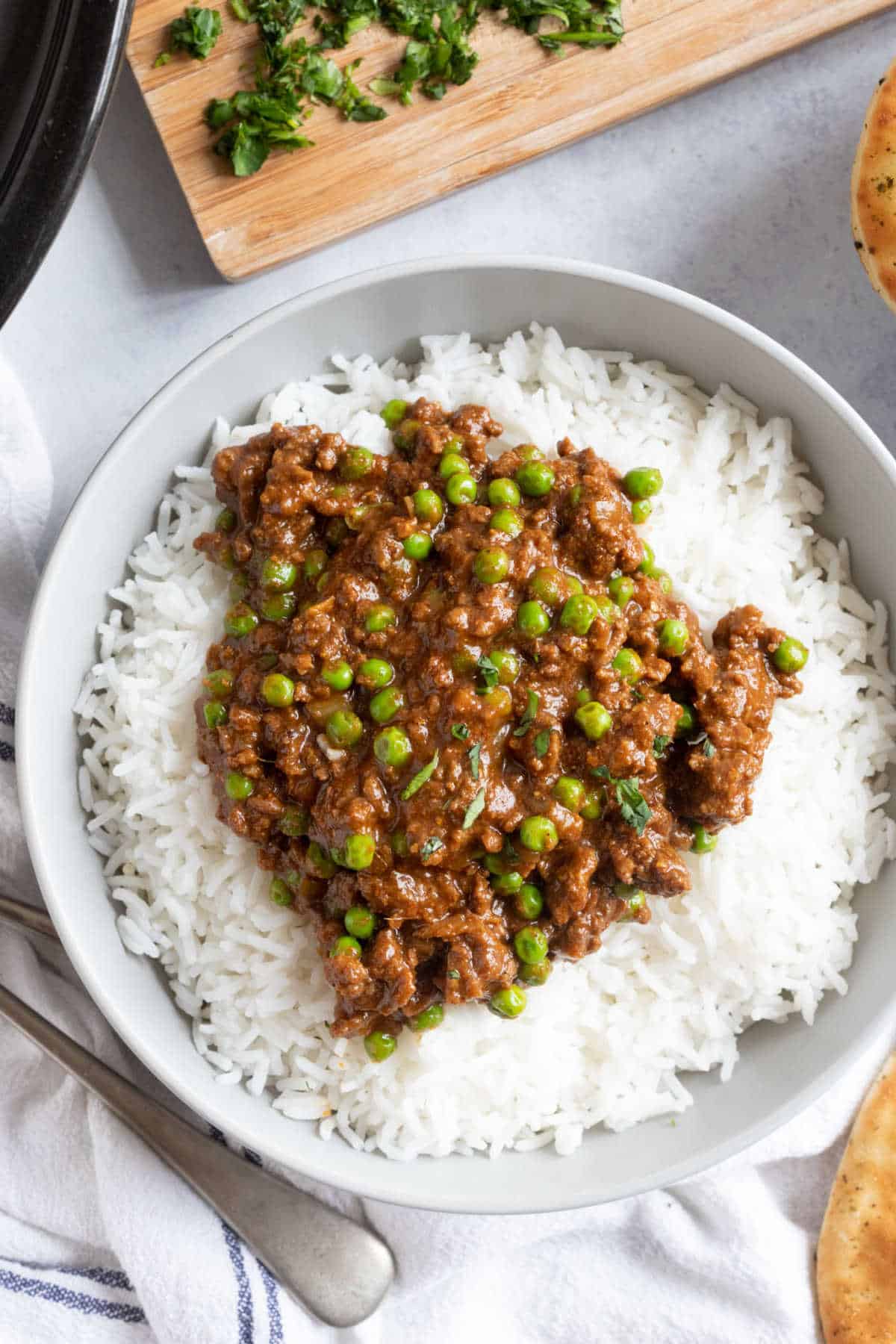 A bowl of minced beef keema and rice.
