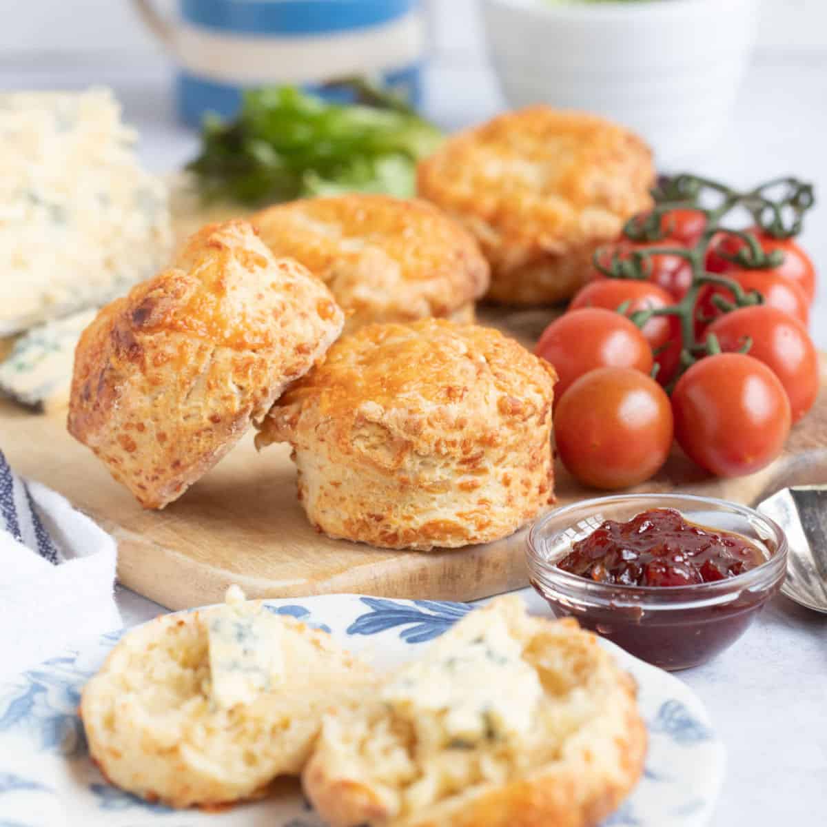 Easy Air Fryer Cheese Scones Recipe - Effortless Foodie