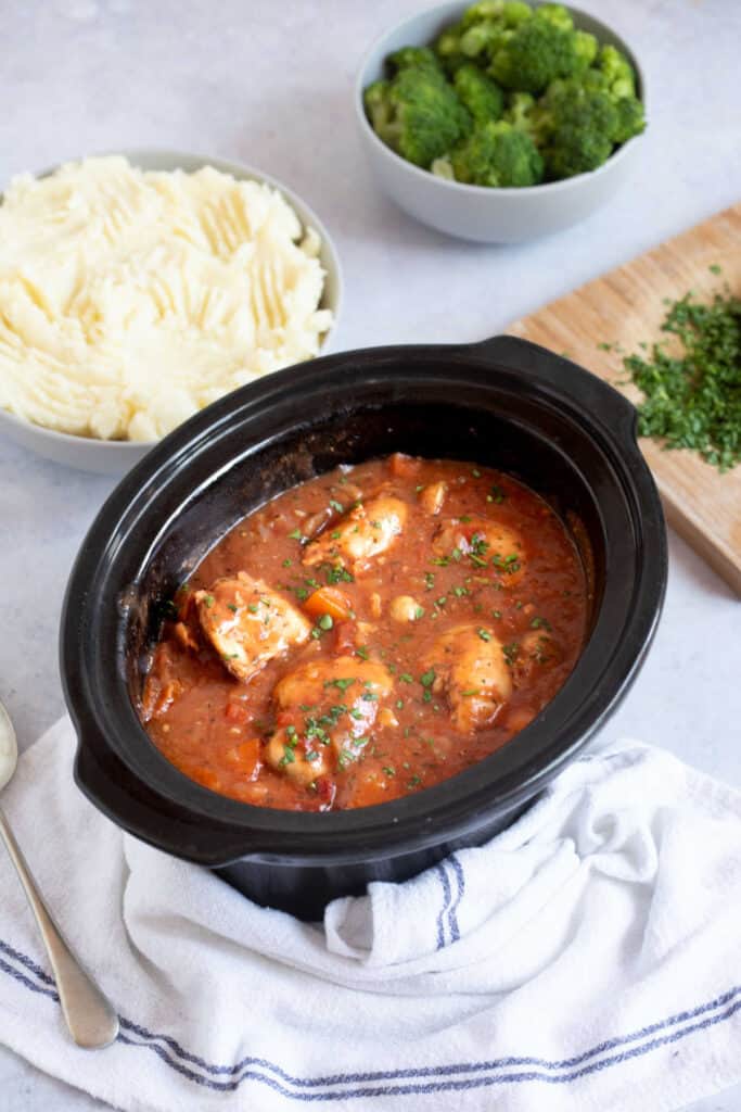 Slow Cooker Chicken Chasseur Recipe Effortless Foodie