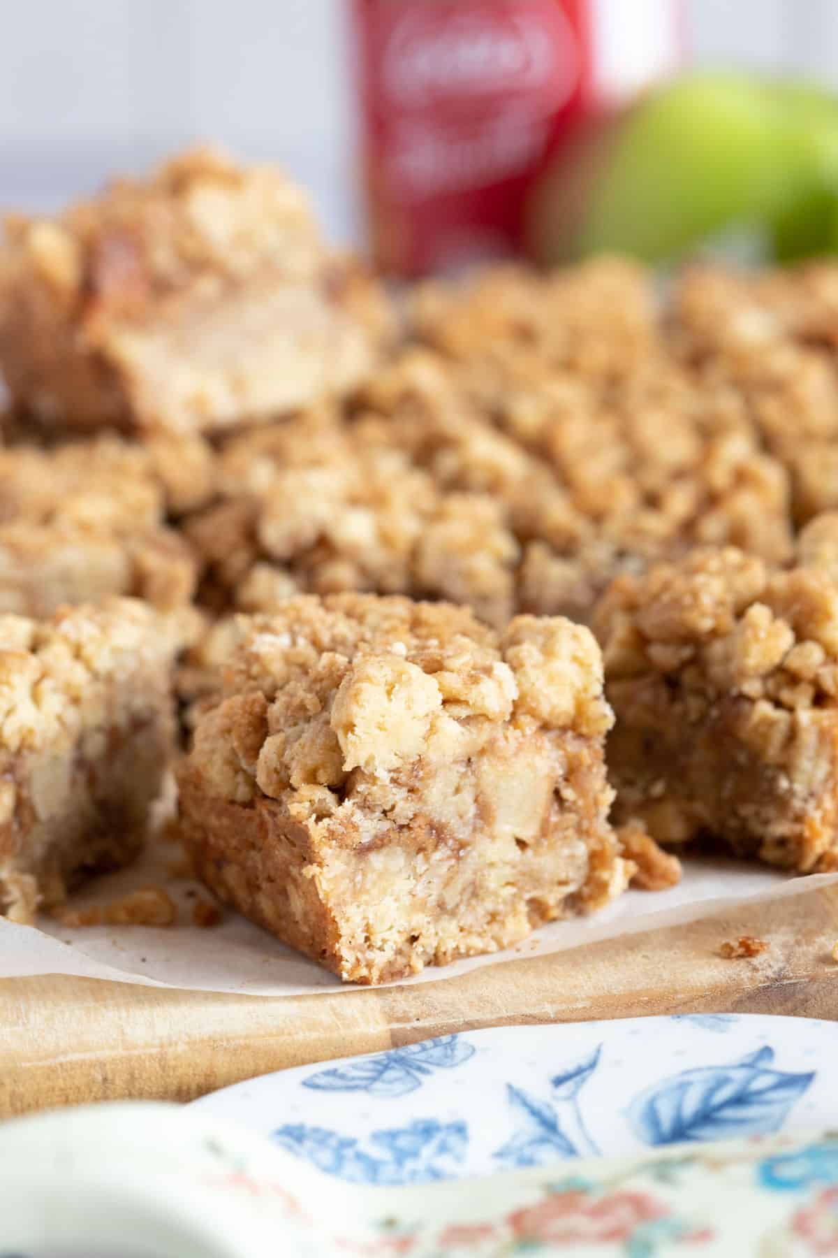 A Biscoff apple pie bar.