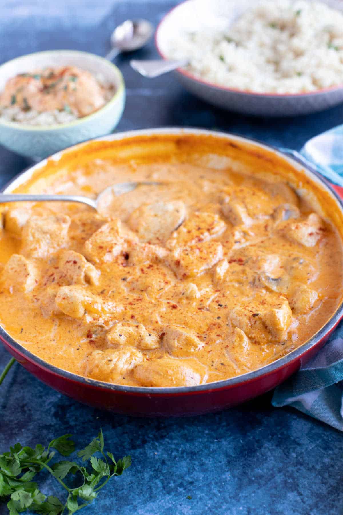 A pan of creamy chicken stroganoff.