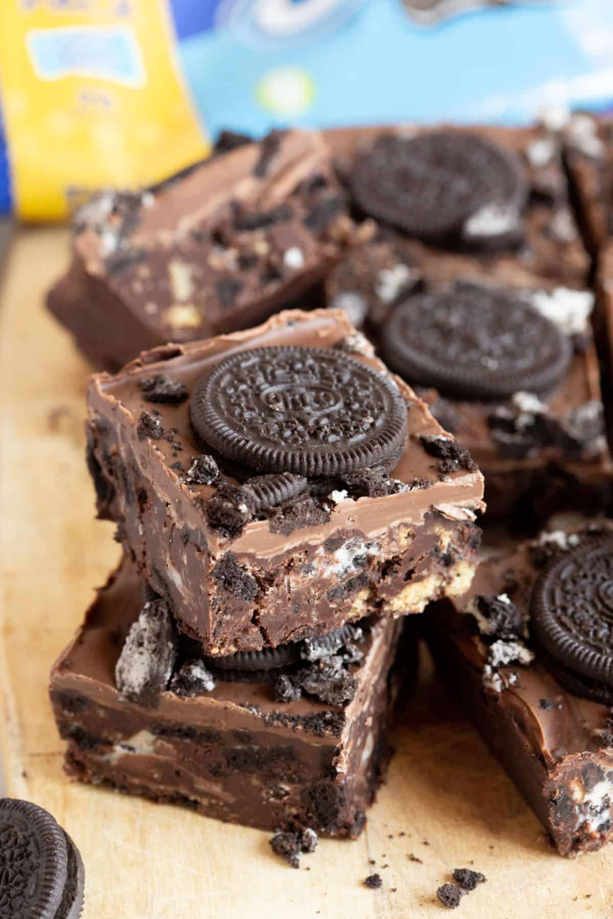 A stack of Oreo tiffin bars.