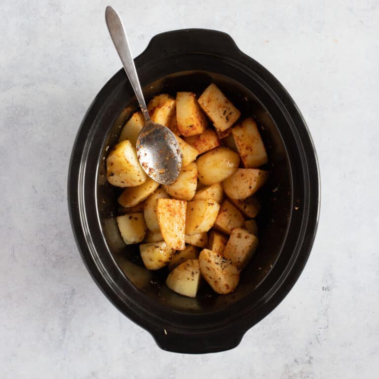 Easy Slow Cooker Roast Potatoes Effortless Foodie