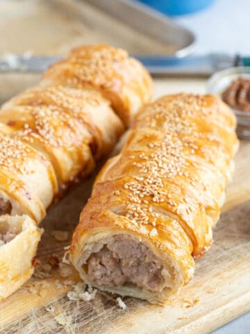 Air fryer sausage plait.