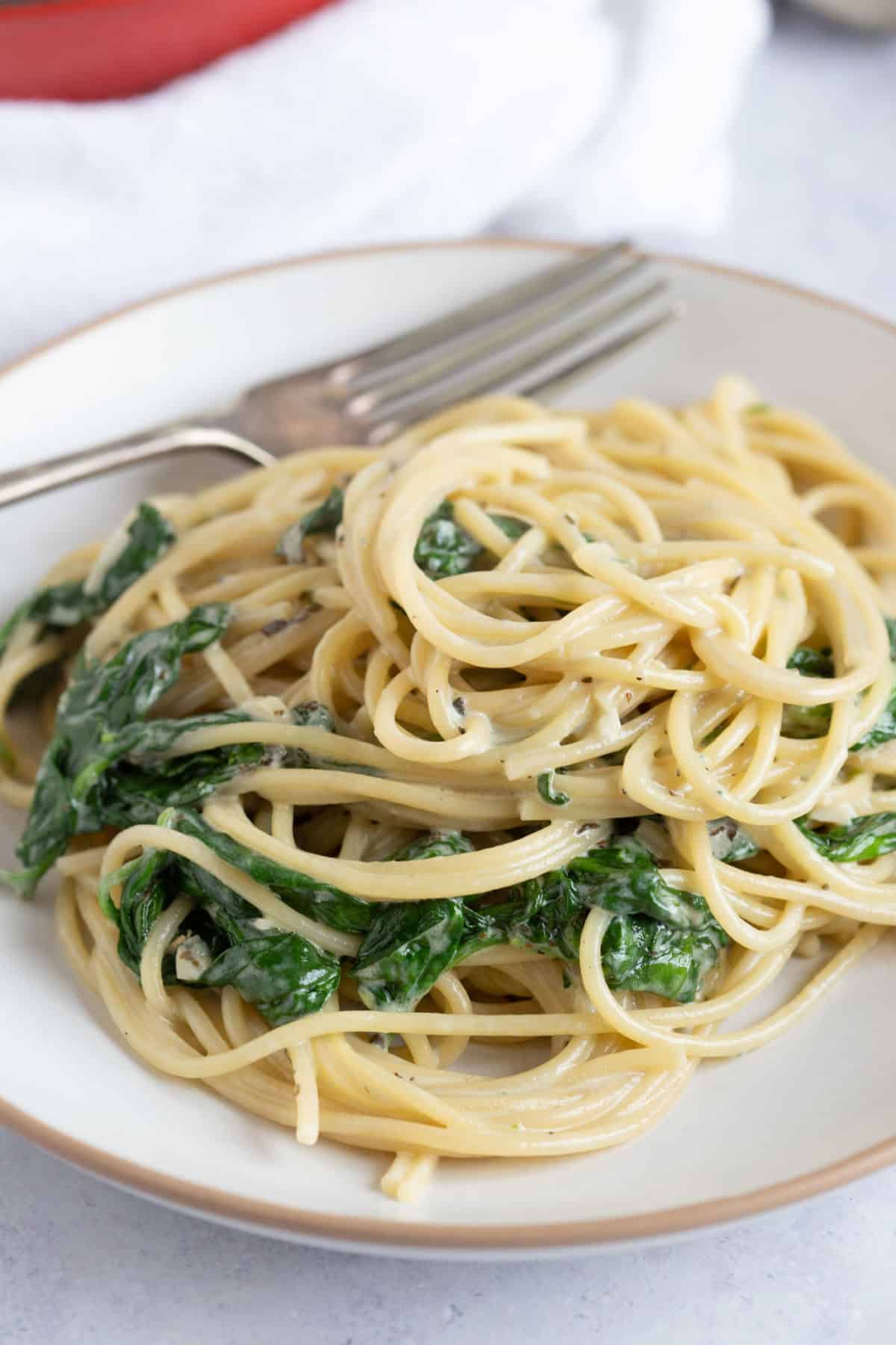 Spinach and blue cheese pasta