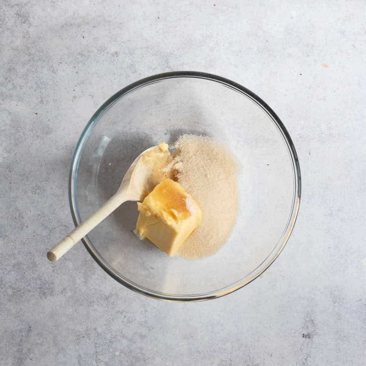 Butter and sugar in bowl.