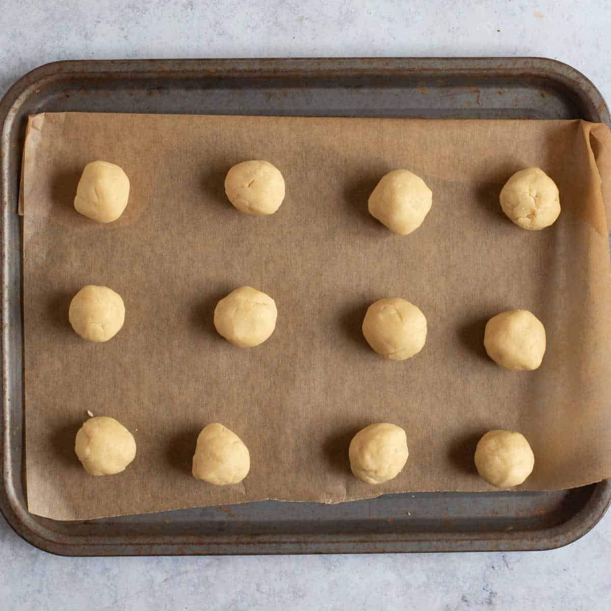 16 dough balls.